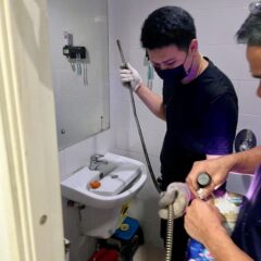 ชักโครกกดไม่ลง